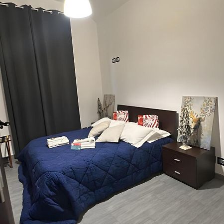 Ami House Roma Apartment ภายนอก รูปภาพ