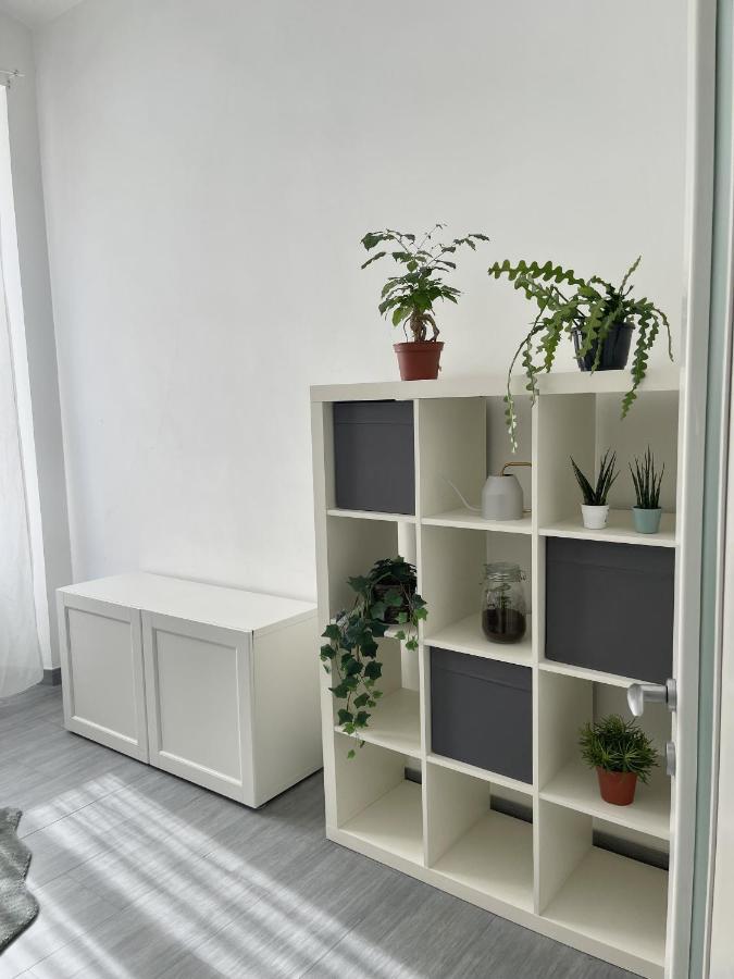 Ami House Roma Apartment ภายนอก รูปภาพ