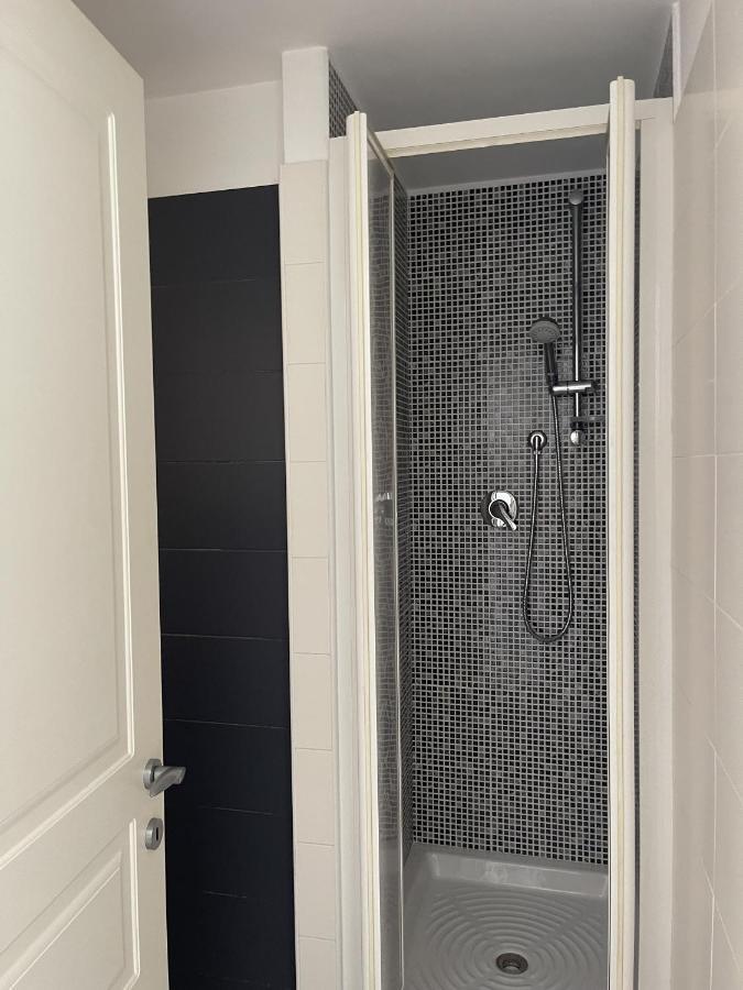 Ami House Roma Apartment ภายนอก รูปภาพ