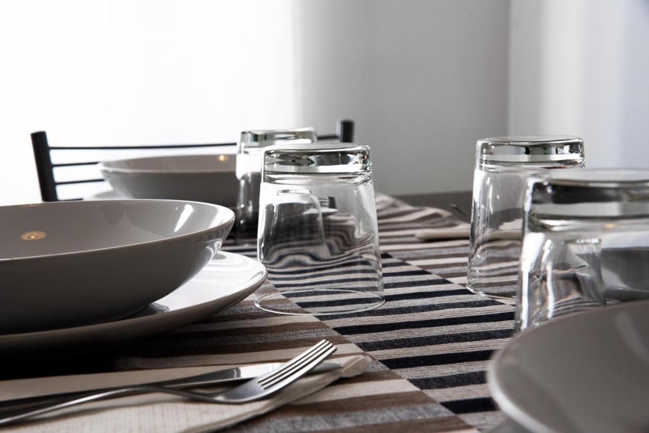 Ami House Roma Apartment ภายนอก รูปภาพ