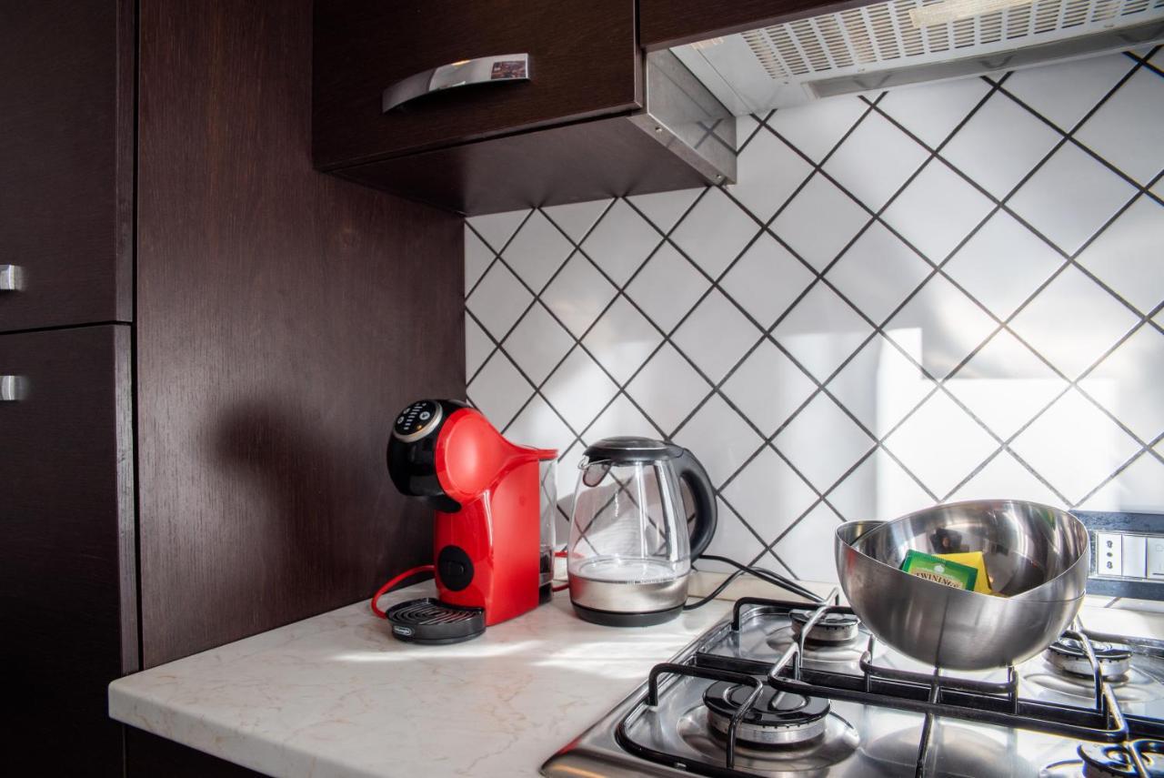 Ami House Roma Apartment ภายนอก รูปภาพ