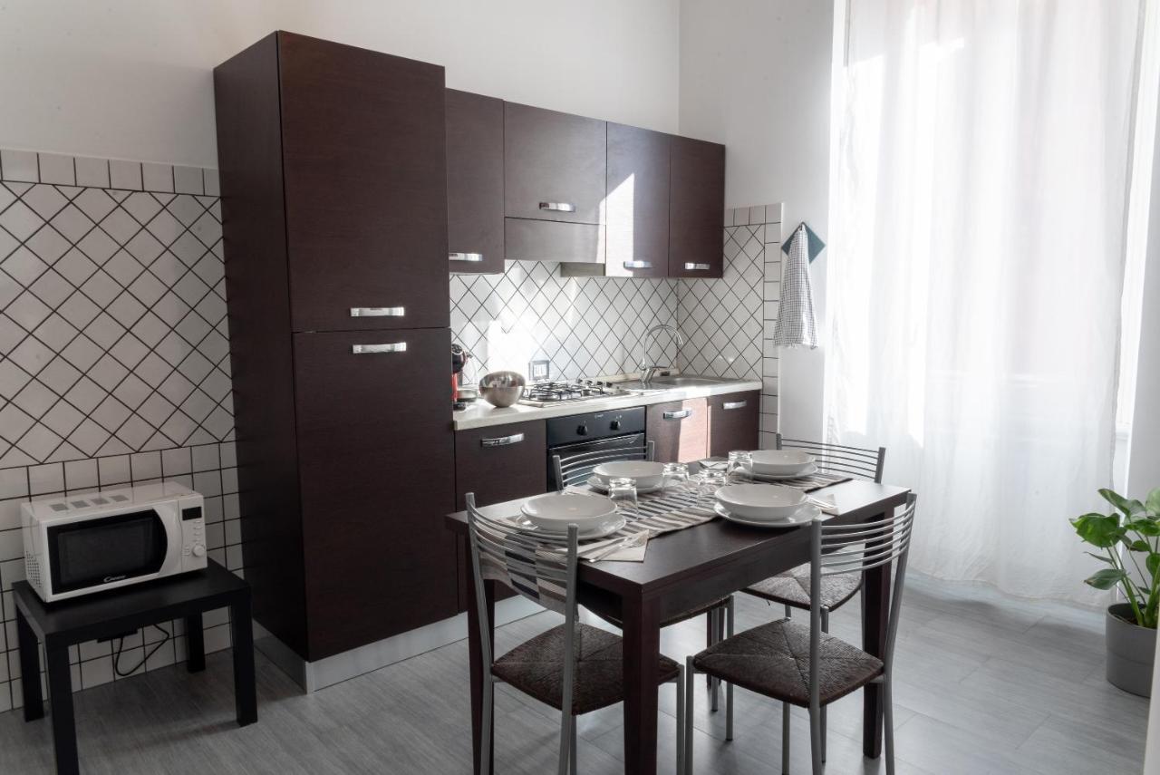 Ami House Roma Apartment ภายนอก รูปภาพ