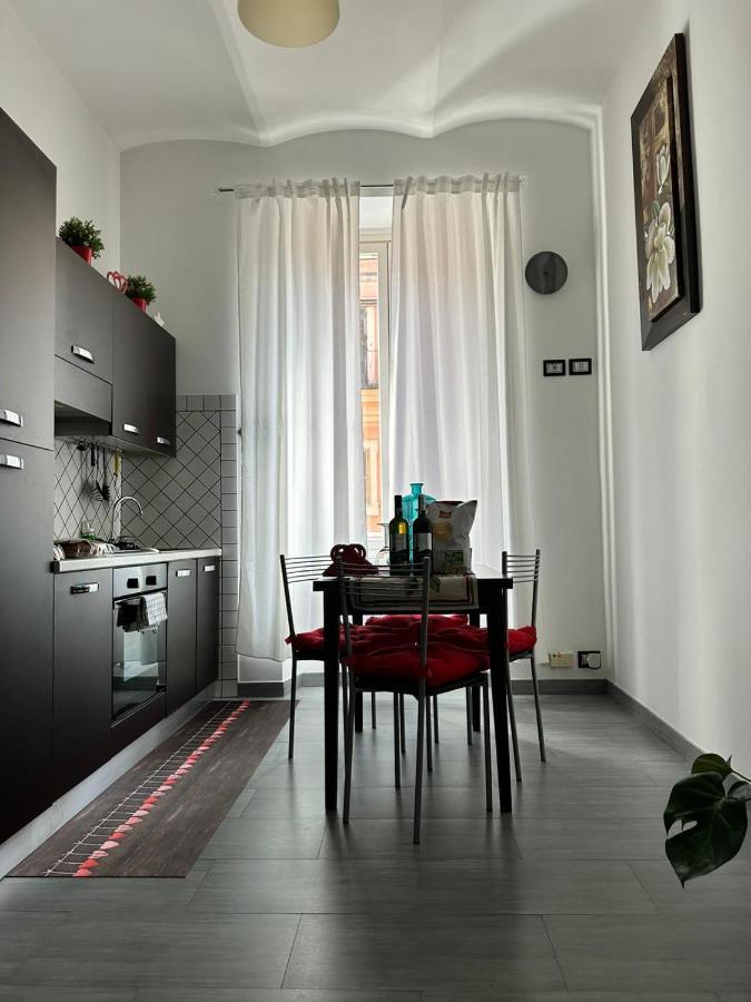 Ami House Roma Apartment ภายนอก รูปภาพ