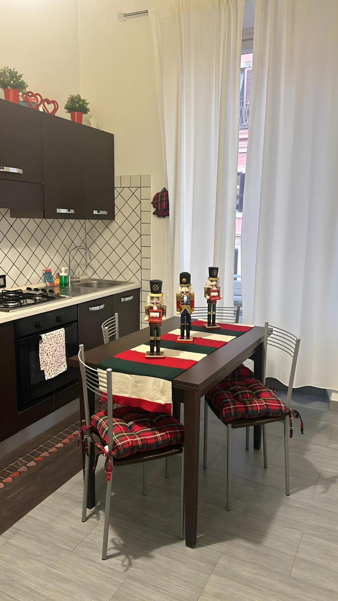 Ami House Roma Apartment ภายนอก รูปภาพ